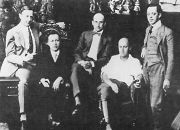 1916年，派拉蒙影视公司接管者. (L to R) Jesse L. Lasky, Adolph Zukor, Samuel Goldwyn, Cecil B. DeMille, Al Kaufman